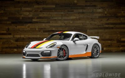 Photo of a 2016 Porsche Cayman GT4 Coupe for sale