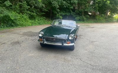 Photo of a 1972 MGB Roadster for sale