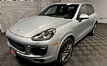 2017 Cayenne Thumbnail 7