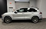 2017 Cayenne Thumbnail 9