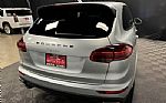 2017 Cayenne Thumbnail 14