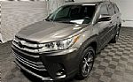 2017 Highlander Thumbnail 6