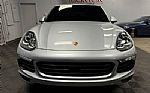 2017 Cayenne Thumbnail 4