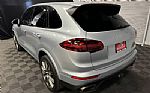 2017 Cayenne Thumbnail 12