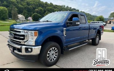 Photo of a 2022 Ford Super Duty F-350 SRW Lariat for sale