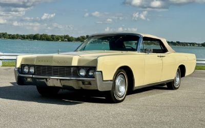 Photo of a 1967 Lincoln Continental Convertible for sale