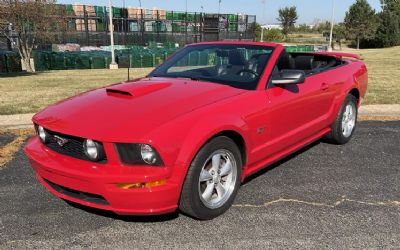 Photo of a 2007 Ford Mustang Convertible for sale