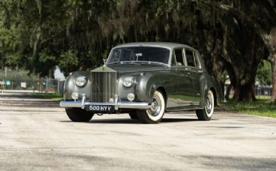 Photo of a 1957 Rolls-Royce Silver Cloud Sedan for sale