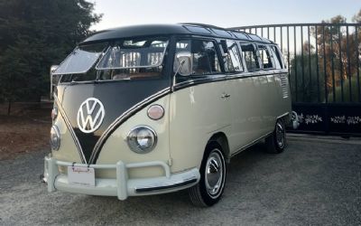 Photo of a 1967 Volkswagen Deluxe BUS for sale