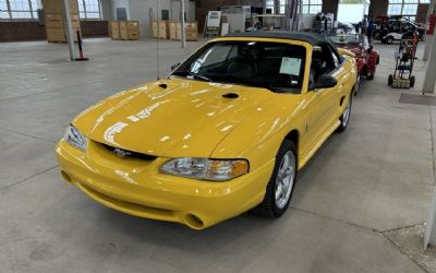 Photo of a 1998 Ford Mustang Convertible for sale