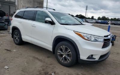 Photo of a 2016 Toyota Highlander XLE for sale