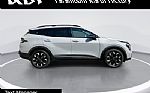 2024 Sportage Thumbnail 9