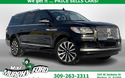 Photo of a 2023 Lincoln Navigator L Reserve for sale