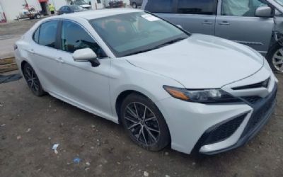 2022 Toyota Camry SE