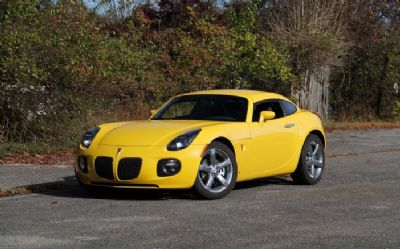 Photo of a 2009 Pontiac Solstice Coupe for sale