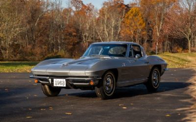 Photo of a 1963 Chevrolet Corvette Split Window Coupe for sale