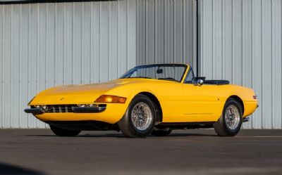 Photo of a 1971 Ferrari 365 Spider for sale