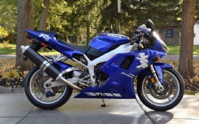 Photo of a 1998 Yamaha YZF-R1 for sale