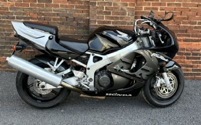 Photo of a 1998 Honda Cbr900rr Fireblade for sale