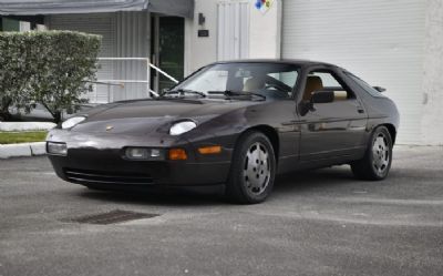 Photo of a 1988 Porsche 928 Coupe for sale