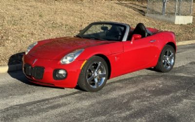 Photo of a 2008 Pontiac Solstice for sale