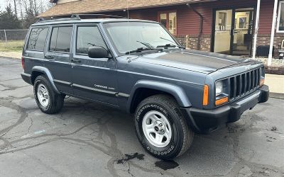 Photo of a 2001 Jeep Cherokee Sport SUV for sale