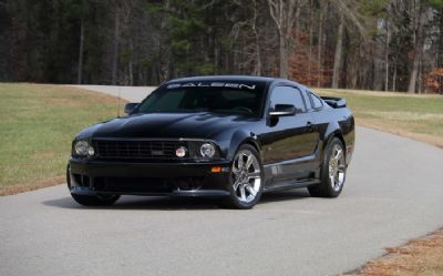 Photo of a 2005 Ford Mustang Coupe for sale