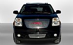 2014 Yukon Thumbnail 3