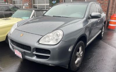 Photo of a 2005 Porsche Cayenne for sale