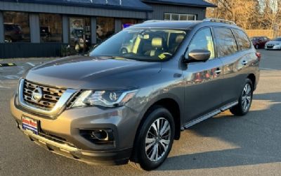 Photo of a 2017 Nissan Pathfinder SL for sale