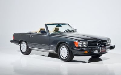 Photo of a 1989 Mercedes-Benz 560-Class for sale