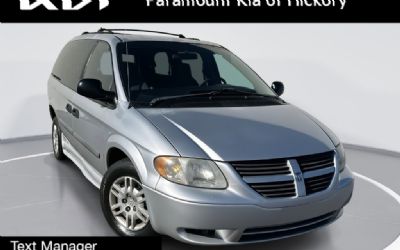 Photo of a 2005 Dodge Caravan SE for sale