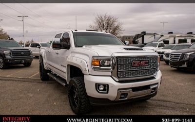 Photo of a 2018 GMC Sierra 2500HD Denali Truck for sale