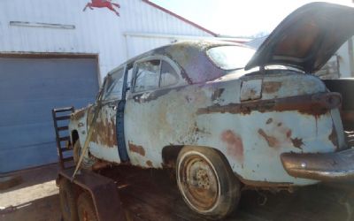 1951 Ford Deluxe 2 Dr Parts Car