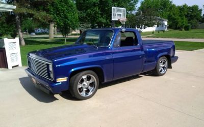 Photo of a 1982 GMC Sierra 1500 Classic for sale