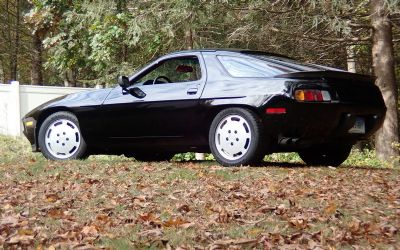 Photo of a 1986 Porsche 928 S 5 Speed for sale