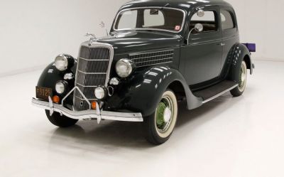 Photo of a 1935 Ford Model 48 Tudor Deluxe for sale