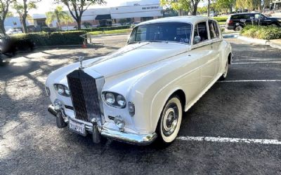 Photo of a 1964 Rolls-Royce Silver Cloud III Luxury Sedan for sale