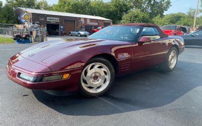 Photo of a 1993 Chevrolet Corvette Convertible 40TH Anniversary Rurby Red for sale