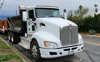 Photo of a 2014 Kenworth T660 Dump Truck for sale