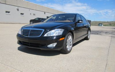 Photo of a 2007 Mercedes-Benz S550 21K Miles Premium for sale