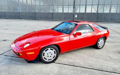 Photo of a 1985 Porsche 928 S for sale