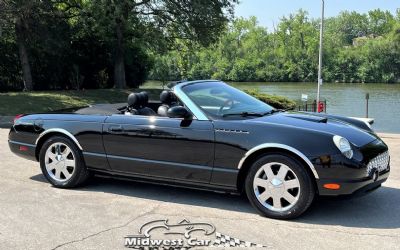 Photo of a 2002 Ford Thunderbird for sale