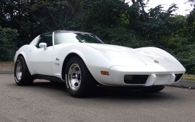 Photo of a 1976 Chevrolet Corvette Stingray for sale