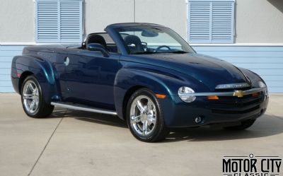 Photo of a 2005 Chevrolet SSR for sale