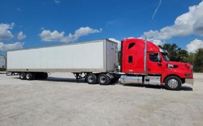 Photo of a 2023 Western Star 4900 Semi-Tractor for sale