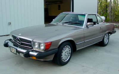 Photo of a 1988 Mercedes-Benz 560SL Roadster 560SL Two Tops for sale