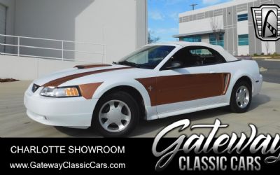 Photo of a 2000 Ford Mustang Convertible for sale