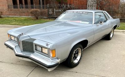 Photo of a 1976 Pontiac Grand Prix for sale