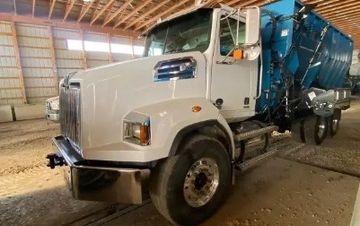 Photo of a 2016 Western Star 4700 Feed Truck for sale
